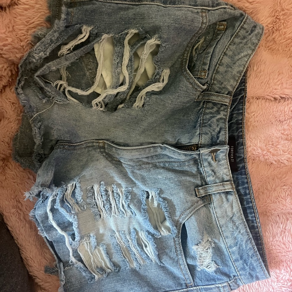 Distressed Denim Shorts Forever 21 size 30